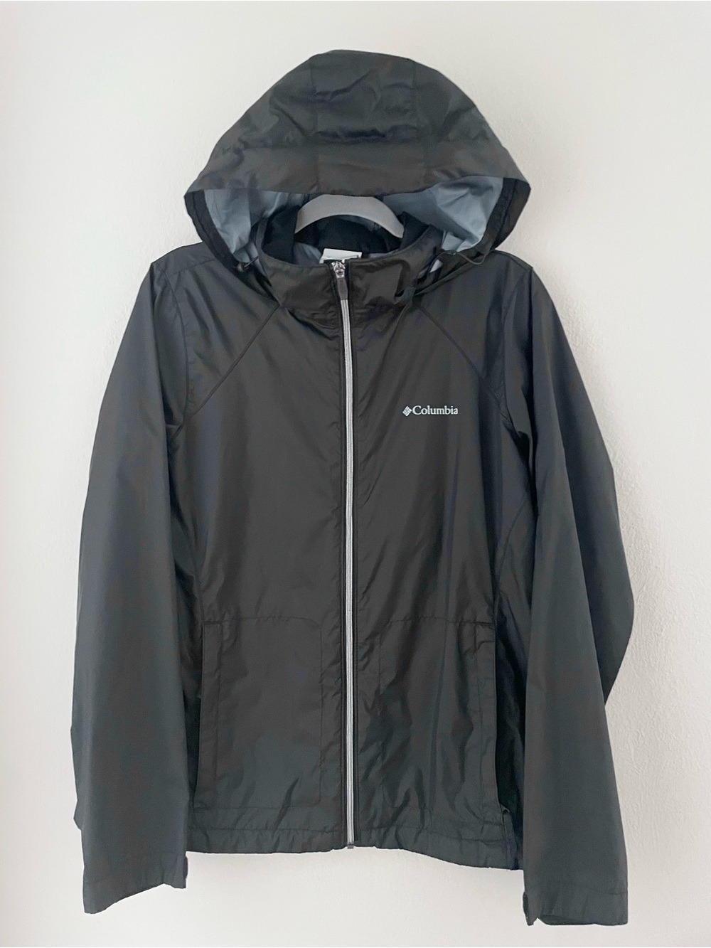 Columbia Woman’s Switchback III Rain Windbreaker Jacket (WL0127) Size L